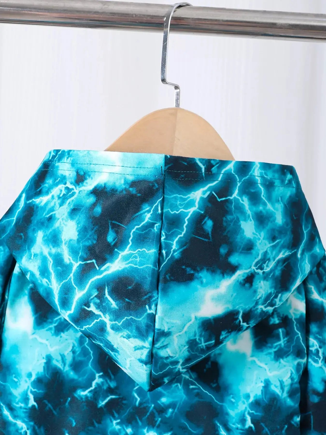 df432c64b5f14e5c958894df9a23712b-Max-Origin